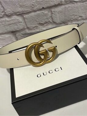 Gucci Cream Leather Double G Buckle Belt